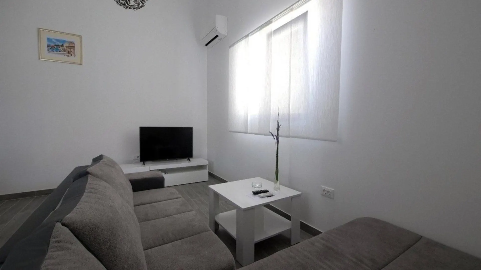 Apartments Maza - One Bedroom Apartment Antonio Zadar