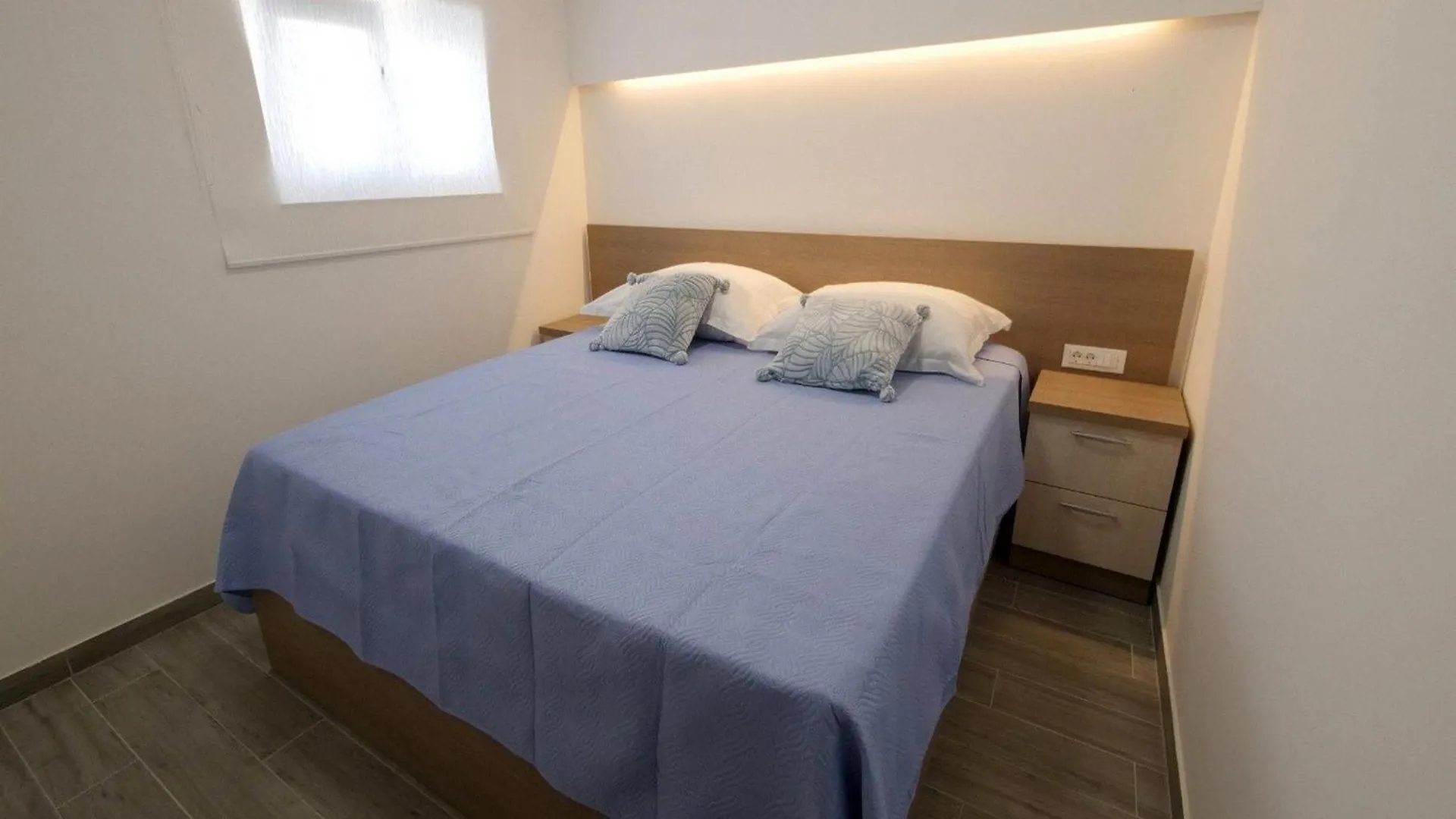 Apartments Maza - One Bedroom Apartment Antonio Zadar