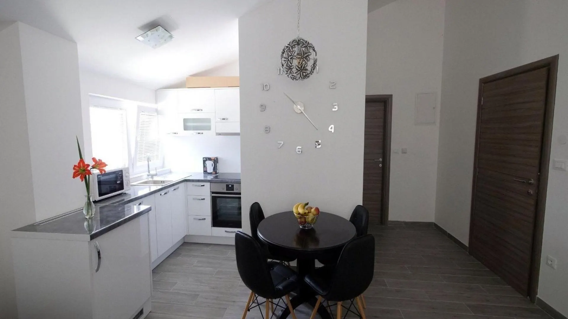 Apartments Maza - One Bedroom Apartment Antonio Zadar 0*,