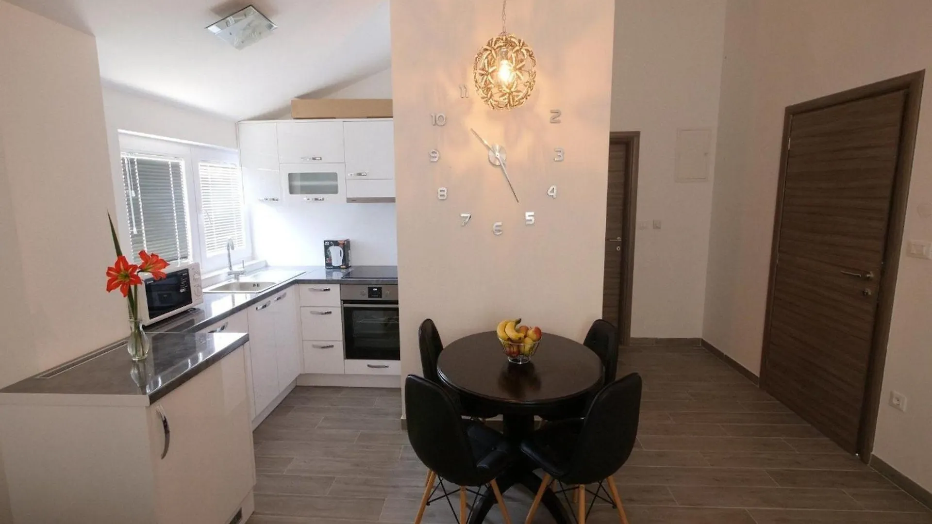 Apartments Maza - One Bedroom Apartment Antonio Zadar